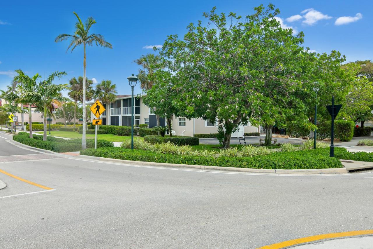Sandy Waves 817 North North Naples 외부 사진